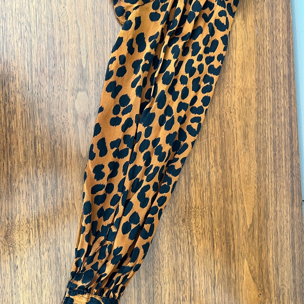 Saint Laurent Animal Print Blouse with Bow - Picture 6 of 6